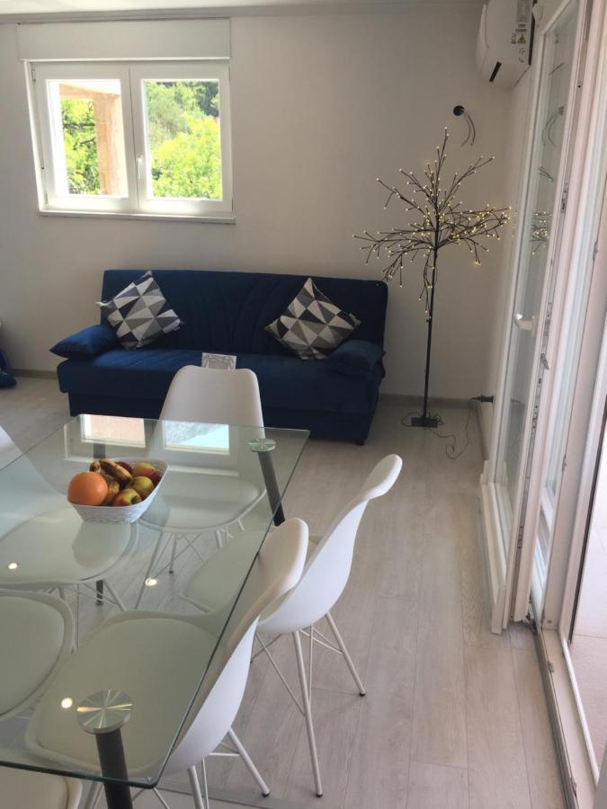 Apartments Jurakovic Живогошче Экстерьер фото