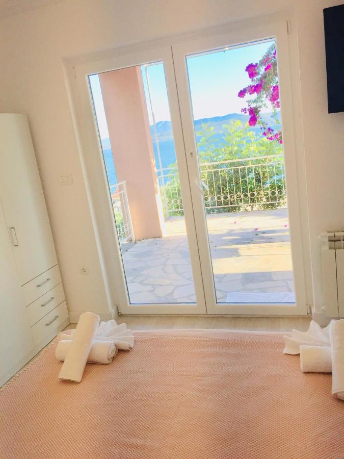 Apartments Jurakovic Живогошче Экстерьер фото